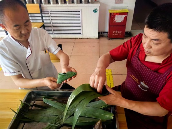陜煤建設(shè)洗選煤運營公司檸條塔運營項目部開展“濃情端午節(jié)，‘粽’享好時光”主題活動
