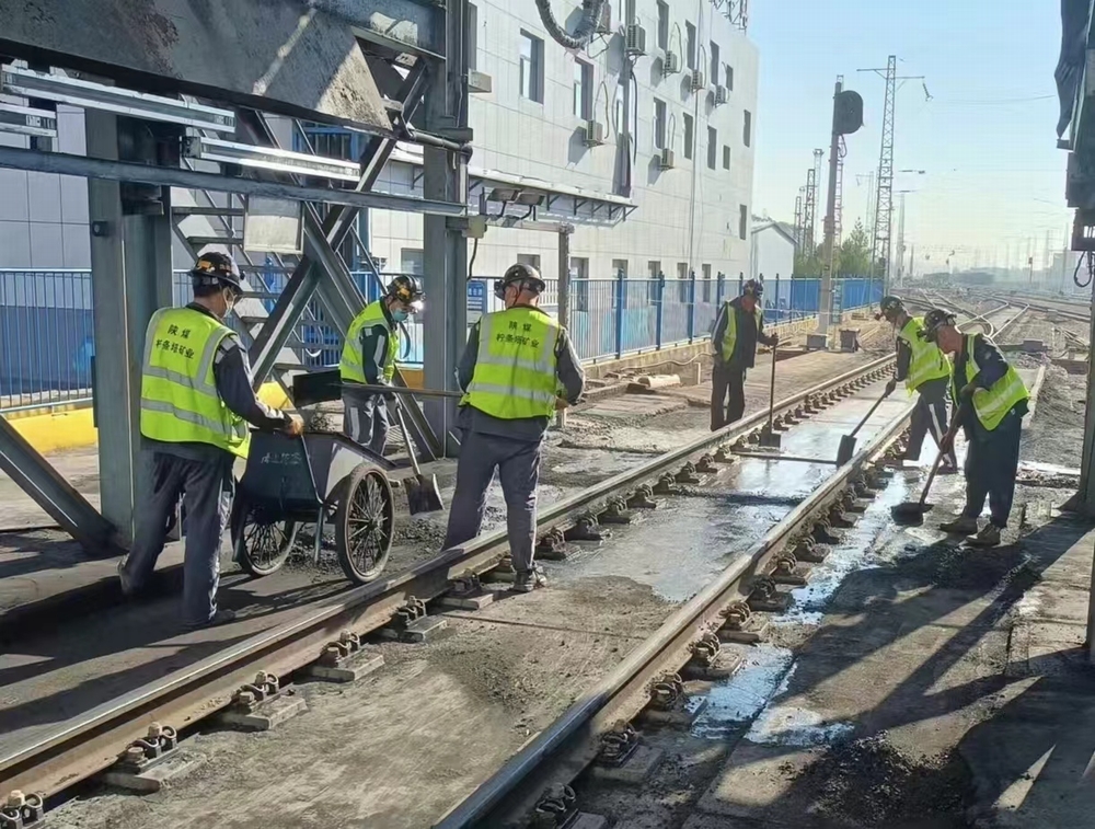 陜煤建設洗選煤運營公司檸條塔運營項目部： 他們，用汗水刻下堅守！