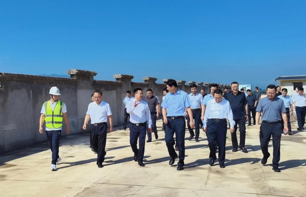 陜煤建設(shè)綠宇公司：咸陽市委常委、副市長羅軍蒞臨陜煤建設(shè)綠宇公司承建的淳化縣殯葬服務(wù)設(shè)施建設(shè)項目指導工作