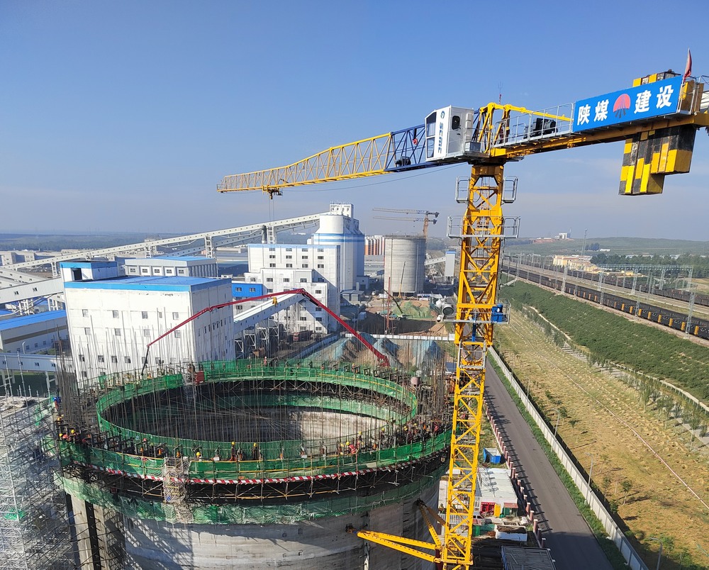 陜煤建設第二直屬項目部：滑模施工戰(zhàn)正酣，全力沖刺保進度