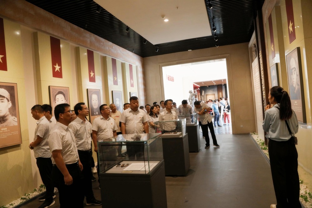 陜煤建設(shè)路橋分公司：“青” 力而為，“工” 不可沒(méi)