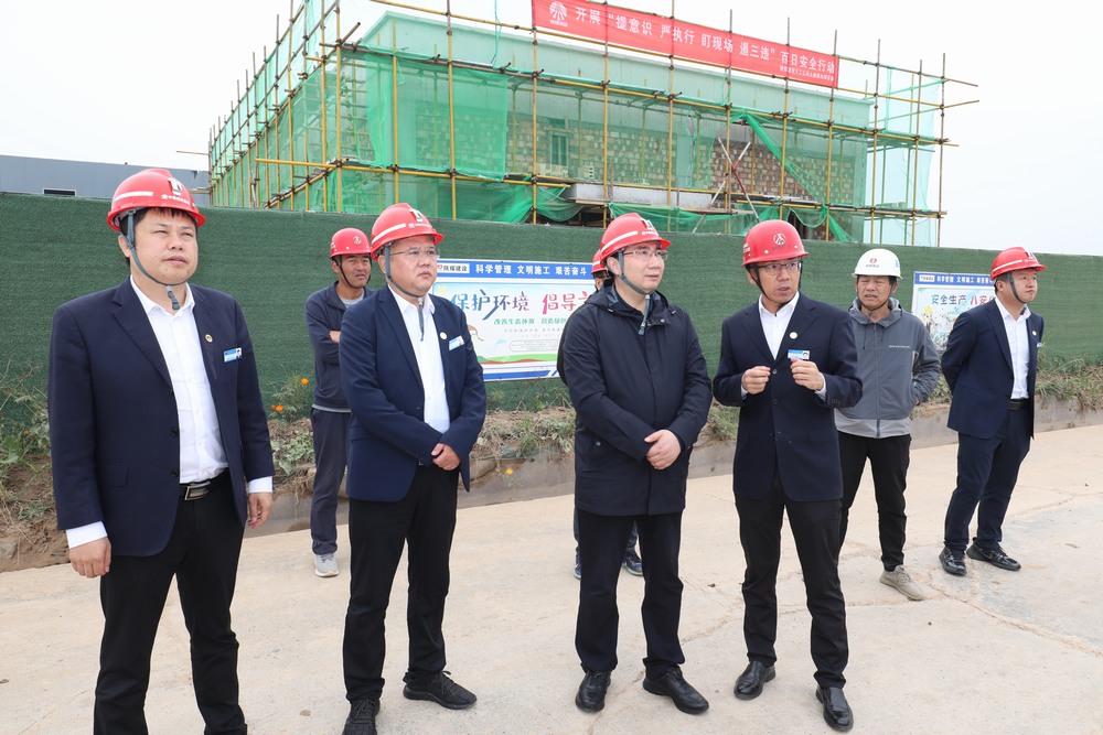 陜西彬長礦業(yè)集團有限公司副總經(jīng)理郭林生一行深入陜煤建設(shè)天工公司基層項目檢查指導工作