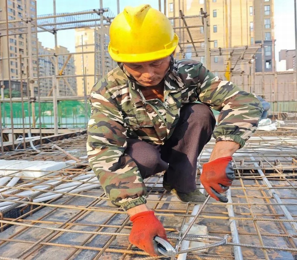 立冬，建筑工人的堅(jiān)守