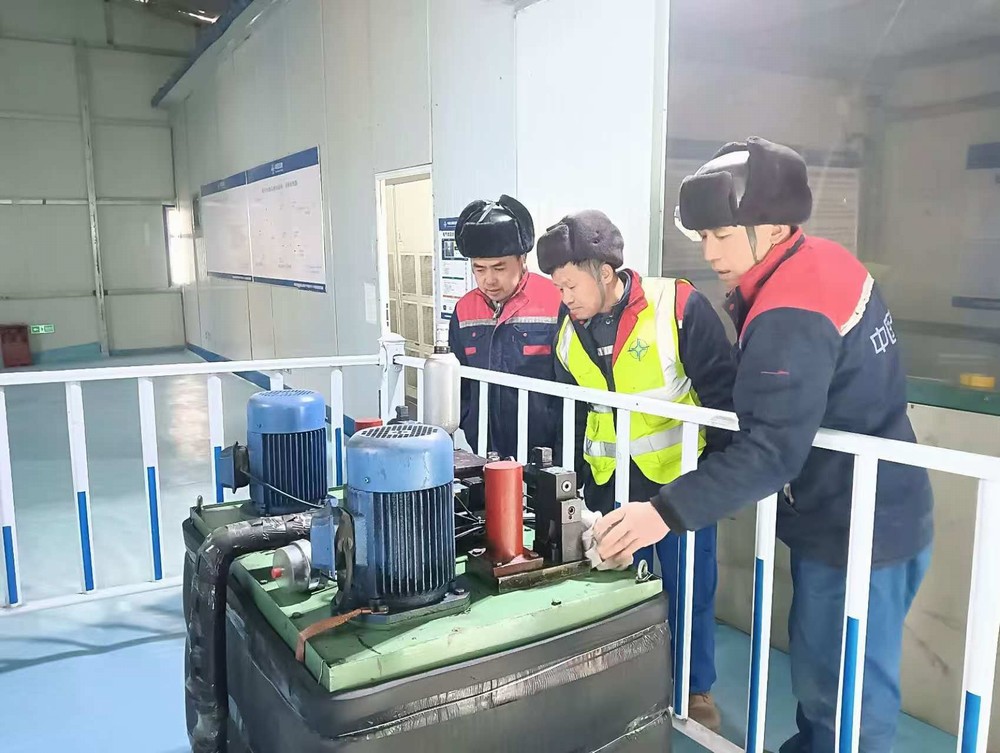 陜煤建設(shè)礦建三公司：堅守一線 畫好春節(jié)“平安符”