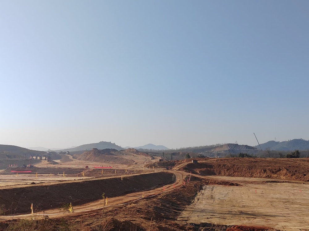 搶晴天、戰(zhàn)雨季 以“光明之戰(zhàn)”鑄就精品工程