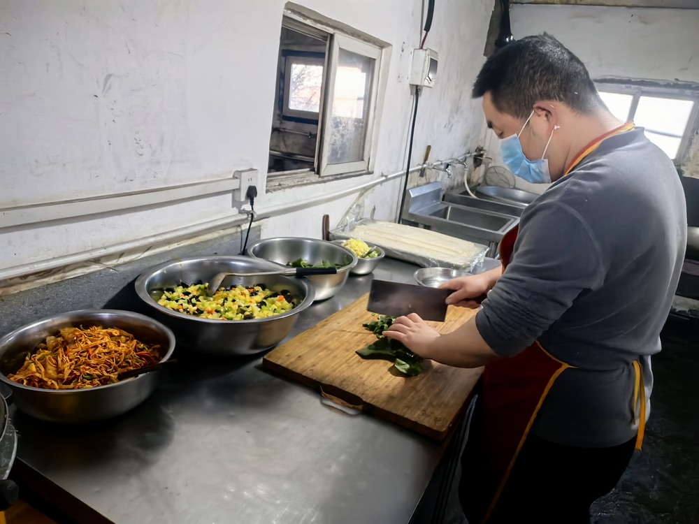 陜煤建設(shè)洗選煤運(yùn)營公司第二項(xiàng)目部：“食、浴、居”三管齊下  提升員工幸福感