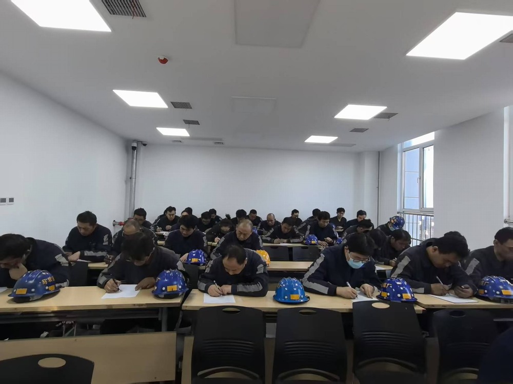 陜煤建設(shè)洗選煤運(yùn)營(yíng)公司紅柳林洗煤廠項(xiàng)目部：撬動(dòng)人才引領(lǐng)“新引擎，賦能現(xiàn)場(chǎng)管理“譜新篇”