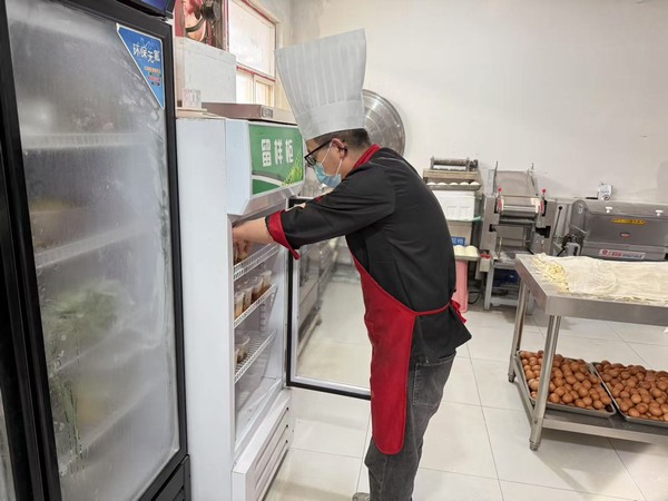 陜煤建設(shè)煤礦運(yùn)營服務(wù)分公司：后勤保障再升級 職工幸福“滿格電”