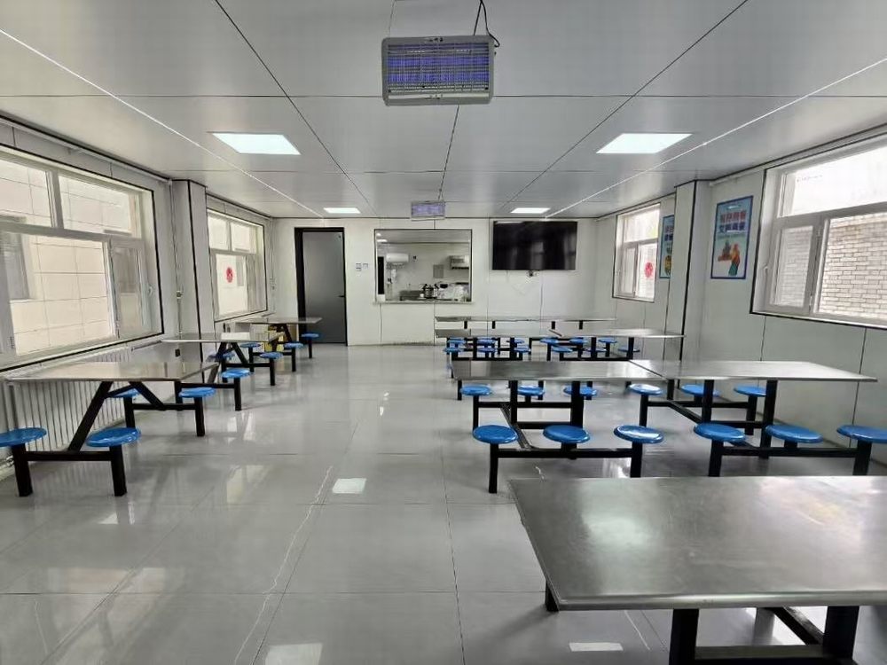 陜煤建設(shè)機(jī)電安裝公司曹家灘項(xiàng)目部：兩堂一舍，溫馨如家