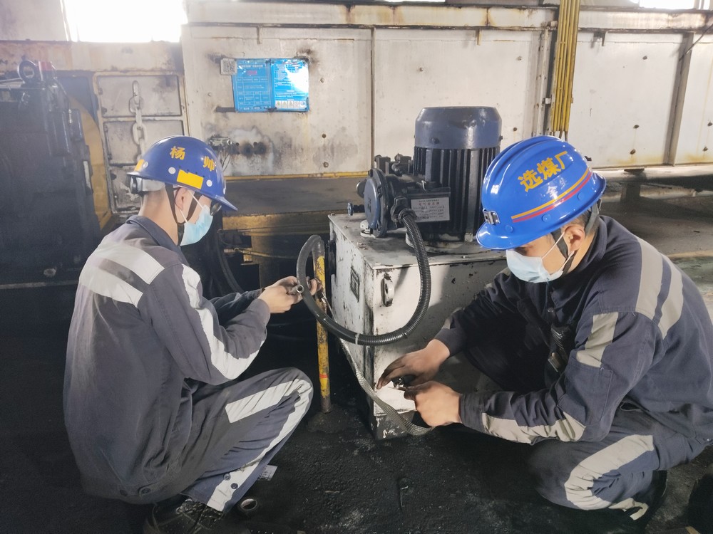 陜煤建設洗選煤運營公司紅柳林洗煤廠項目部：安全“根系”扎牢地 生產“枝葉”向陽生