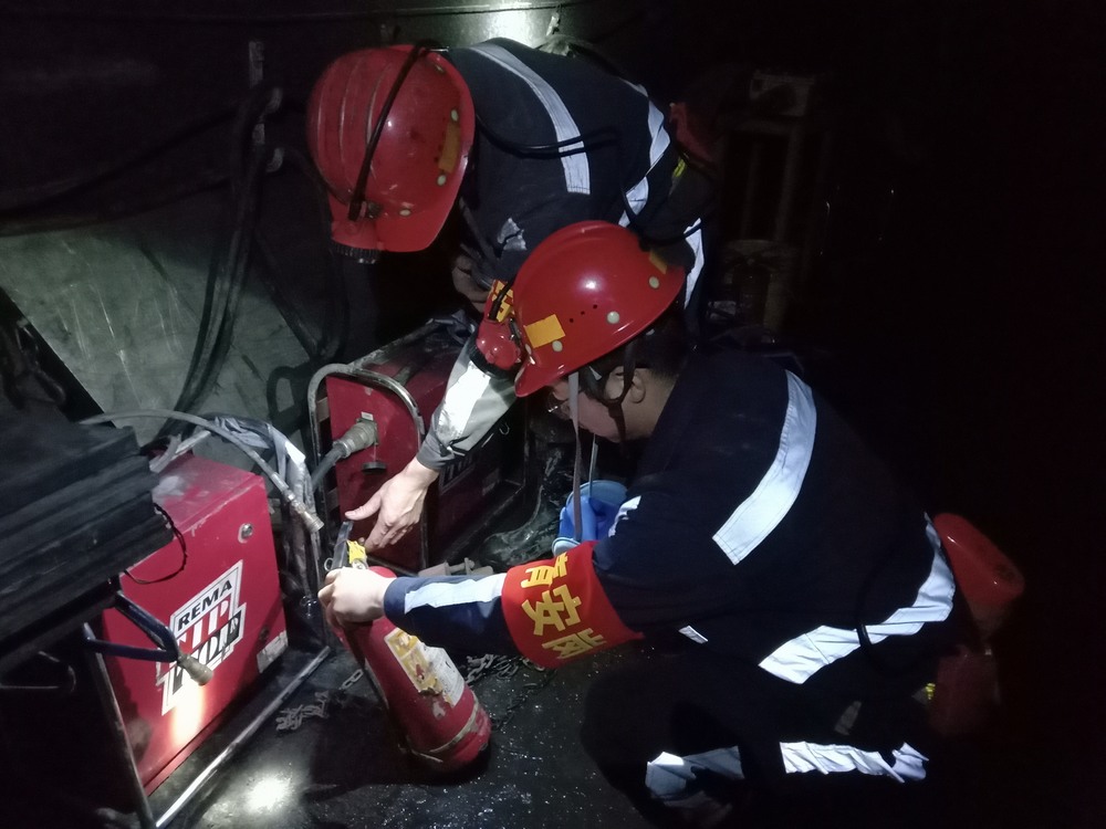 陜煤建設(shè)韓城分公司張家峁項目部：堅守詮釋擔(dān)當(dāng) 點亮勞動之光