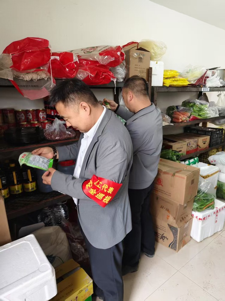 陜煤建設(shè)煤礦運營服務分公司：“紅袖章”守護安全防線