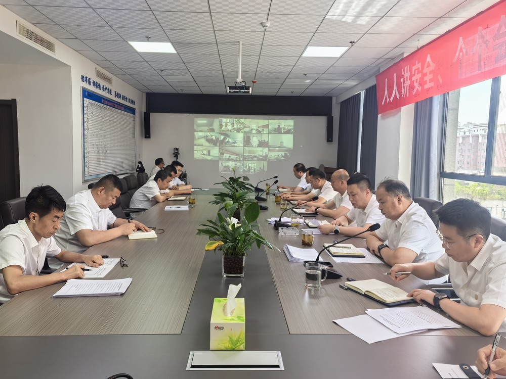 陜煤建設(shè)礦建三公司“安全生產(chǎn)月”火熱開啟！