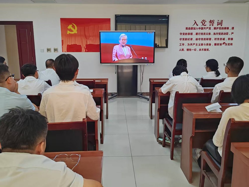 陜煤建設(shè)煤礦運(yùn)營(yíng)服務(wù)分公司：深學(xué)先進(jìn)黨員事跡 凝聚高質(zhì)量發(fā)展新動(dòng)能