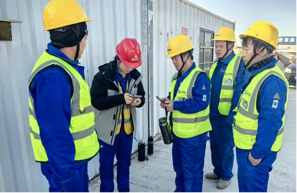 嚴抓實名管理，筑牢項目根基