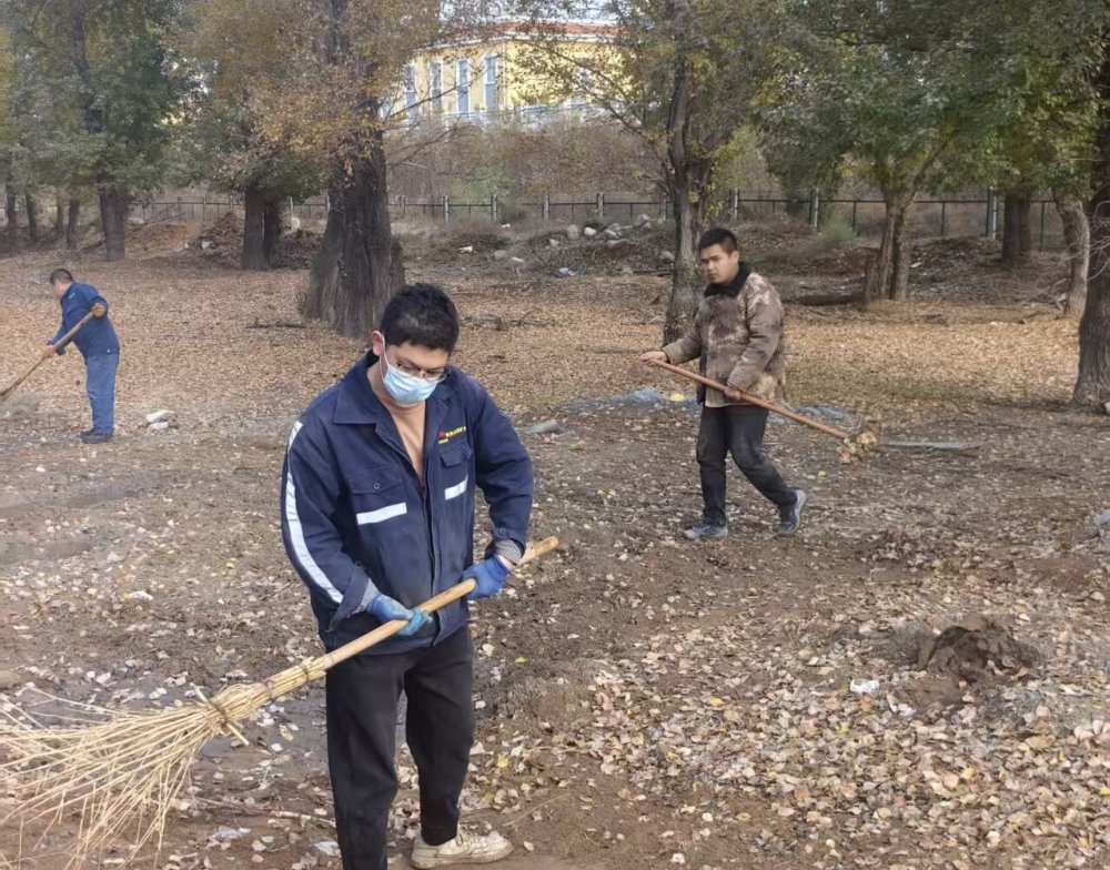 陜煤建設(shè)煤礦運營服務(wù)分公司:潔美家園 志愿先行