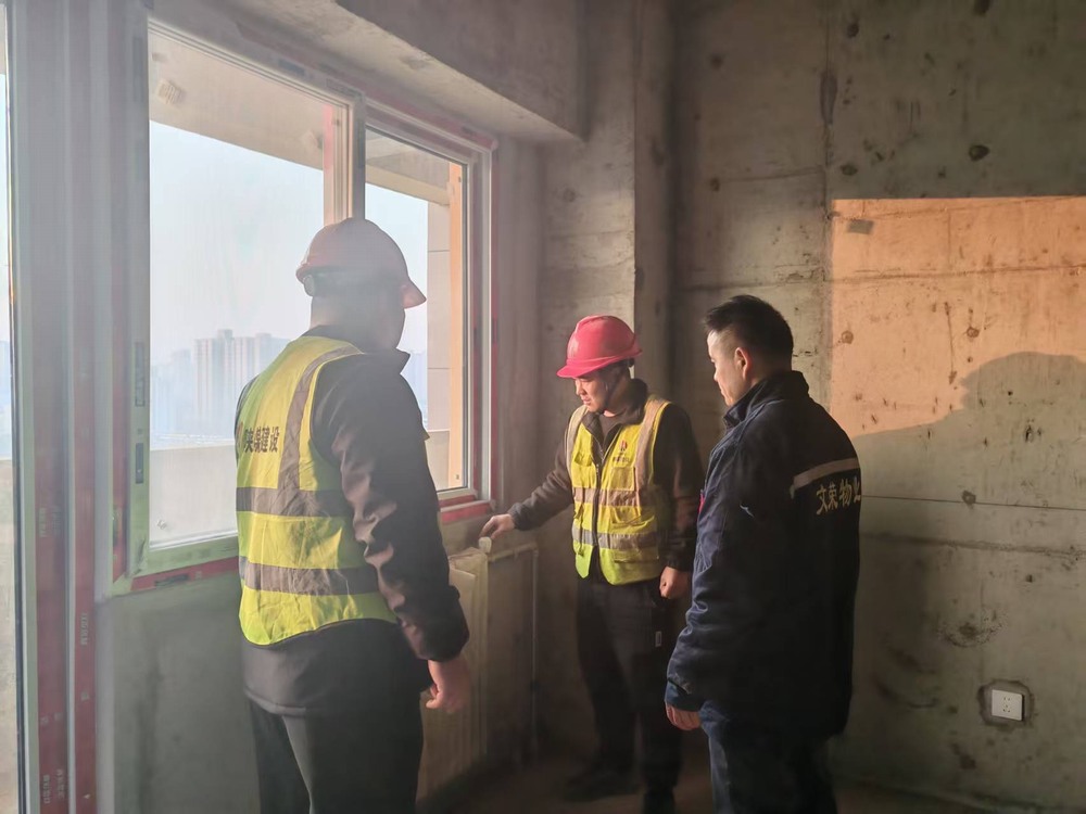 陜煤建設(shè)銅煤公司第十五項目部： 暖心護航采暖季?優(yōu)質(zhì)服務(wù)顯擔(dān)當(dāng)