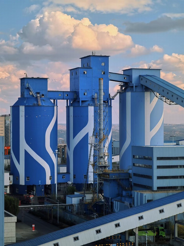 神木冬韻里，藏著最動人的煙火與擔當