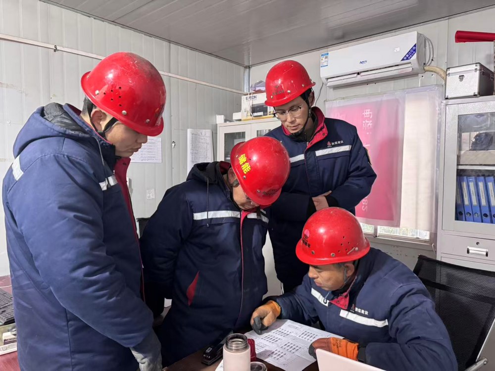 陜煤建設(shè)機(jī)電安裝公司新能源項(xiàng)目部：抓項(xiàng)目、強(qiáng)管理、穩(wěn)安全 精準(zhǔn)發(fā)力開(kāi)新局