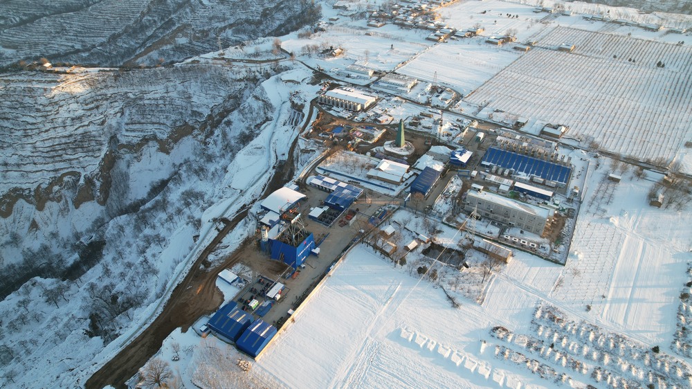 冬日常守 暖透礦建一線